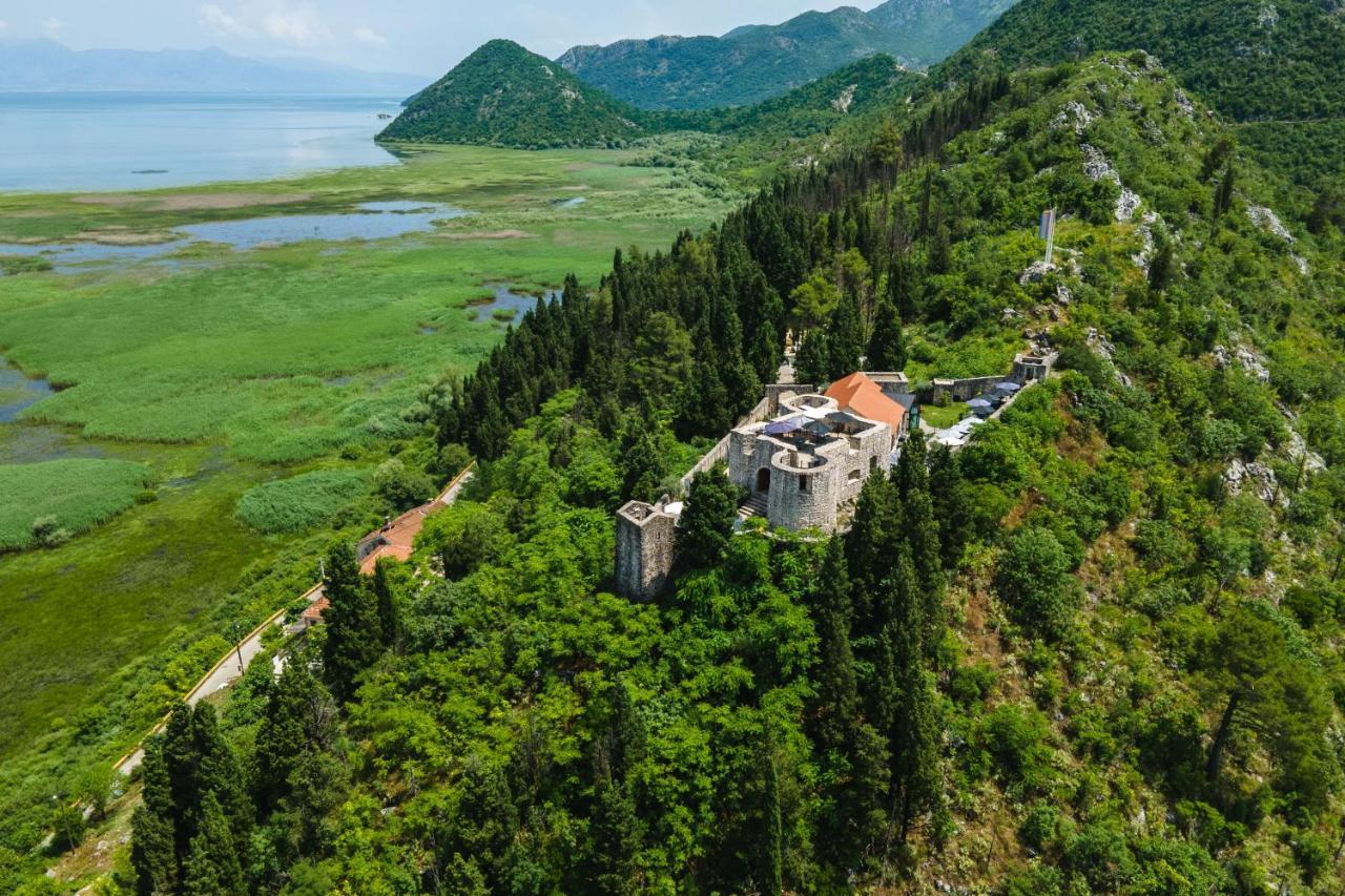 Green Hill Вірпазар Екстер'єр фото